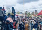 Ratusan Warga Aceh Tamiang Demo, Bupati Armia Pahmi Turun Tangan dan Berikan Solusi