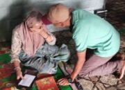 Sentuhan Kepedulian Jelang Idul Fitri, Kepala Desa Darul Makmur Antar Langsung Bantuan ke Warga Lansia