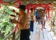 Dukung Akses Warga, Polresta Deli Serdang Laksanakan Renovasi Jembatan Presisi Merah Putih Kuala Sabah