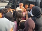 Hari ke-22 Ramadan, Haji Affan Alfian Bintang Turun ke Desa: Berbagi Zakat, Diserbu Anak-Anak Hingga Dipuji Warga