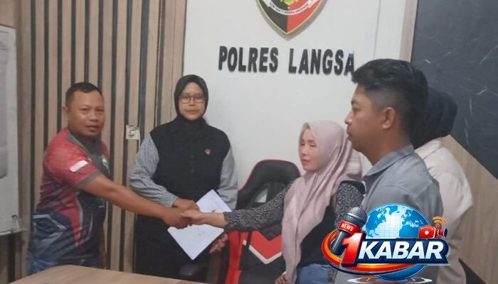 Manager Kebun Baru PTPN IV Regional VI Berikan Pengampunan Kepada Dua Orang Ibu Bebas Secara Permanen.